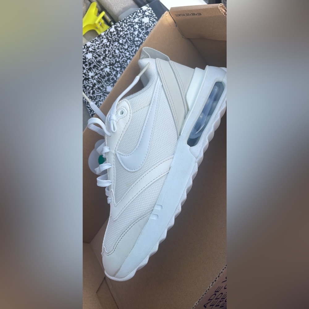 Nike Dawn